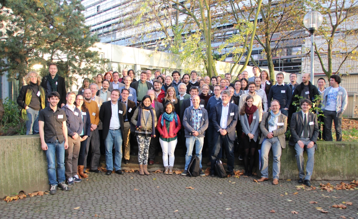 2nd Data Management Workshop 2014 - group picture